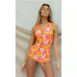 Stone Fox Rafa One-Piece Swimsuit in Lei Lei NEW NWT!